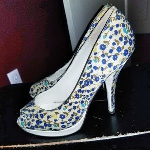 Aldo Peep Toe Floral Heel Size 38